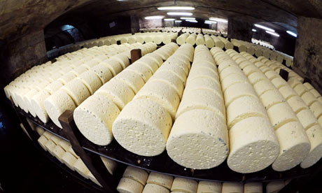 roquefort-cheeses-001.jpg